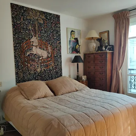 Sejour Tout Confort Et Centre Ternes Etoile Paris